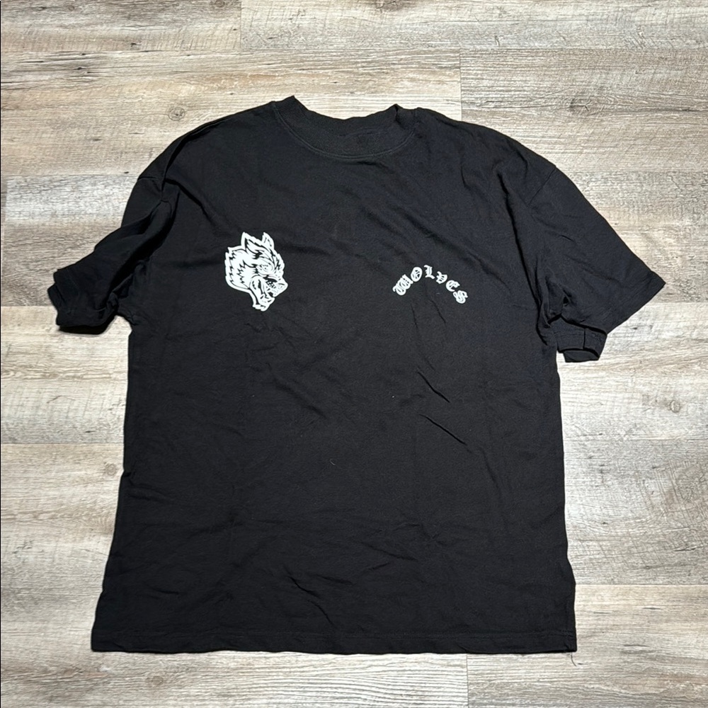 Black Wolves Graphic T-Shirt